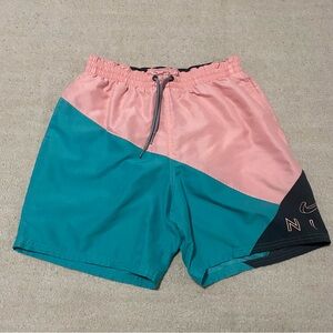 Mens NIKE Swim Trunks Retro Volley Shorts Size Medium